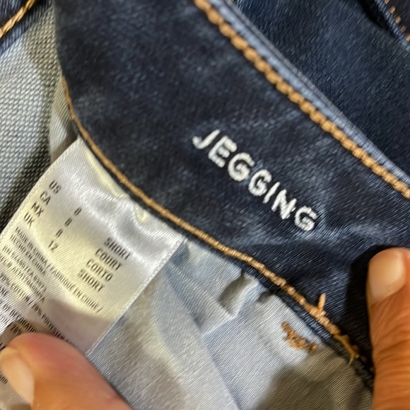 American Eagle Size 8 Short Skinny Jeans - Picture 3 of 3